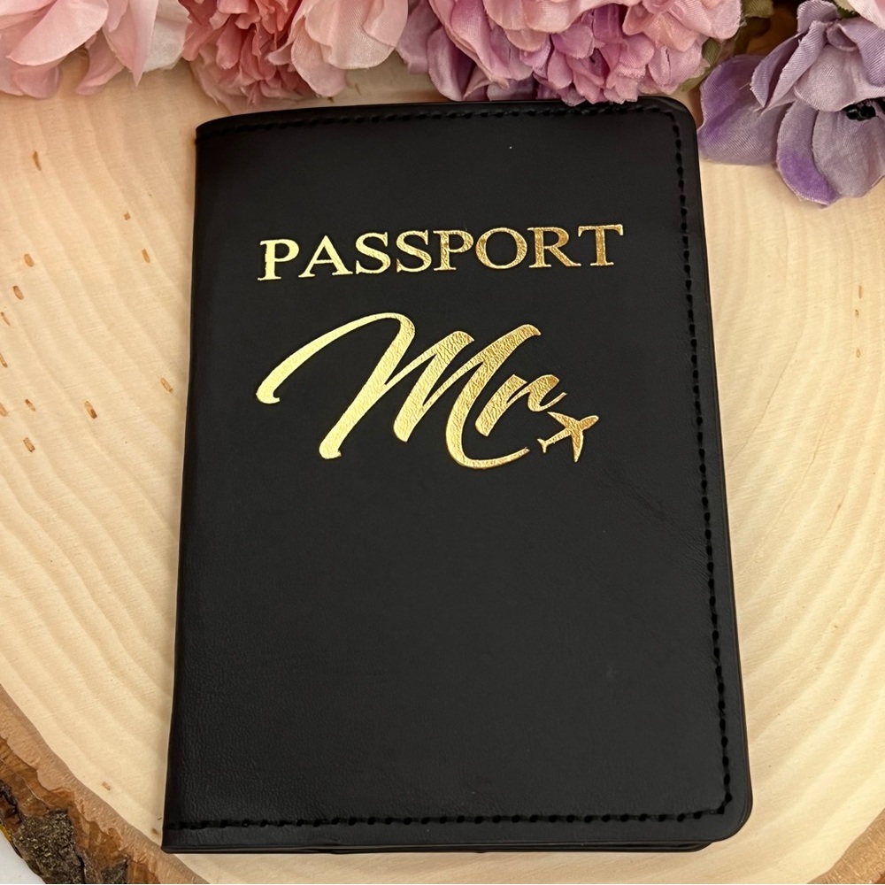Mr & Mrs Vegan Leather Airplane Passport Cover Holder Case - Picture 5 of 15